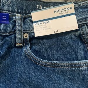 Brand new Arizona jeans size 15